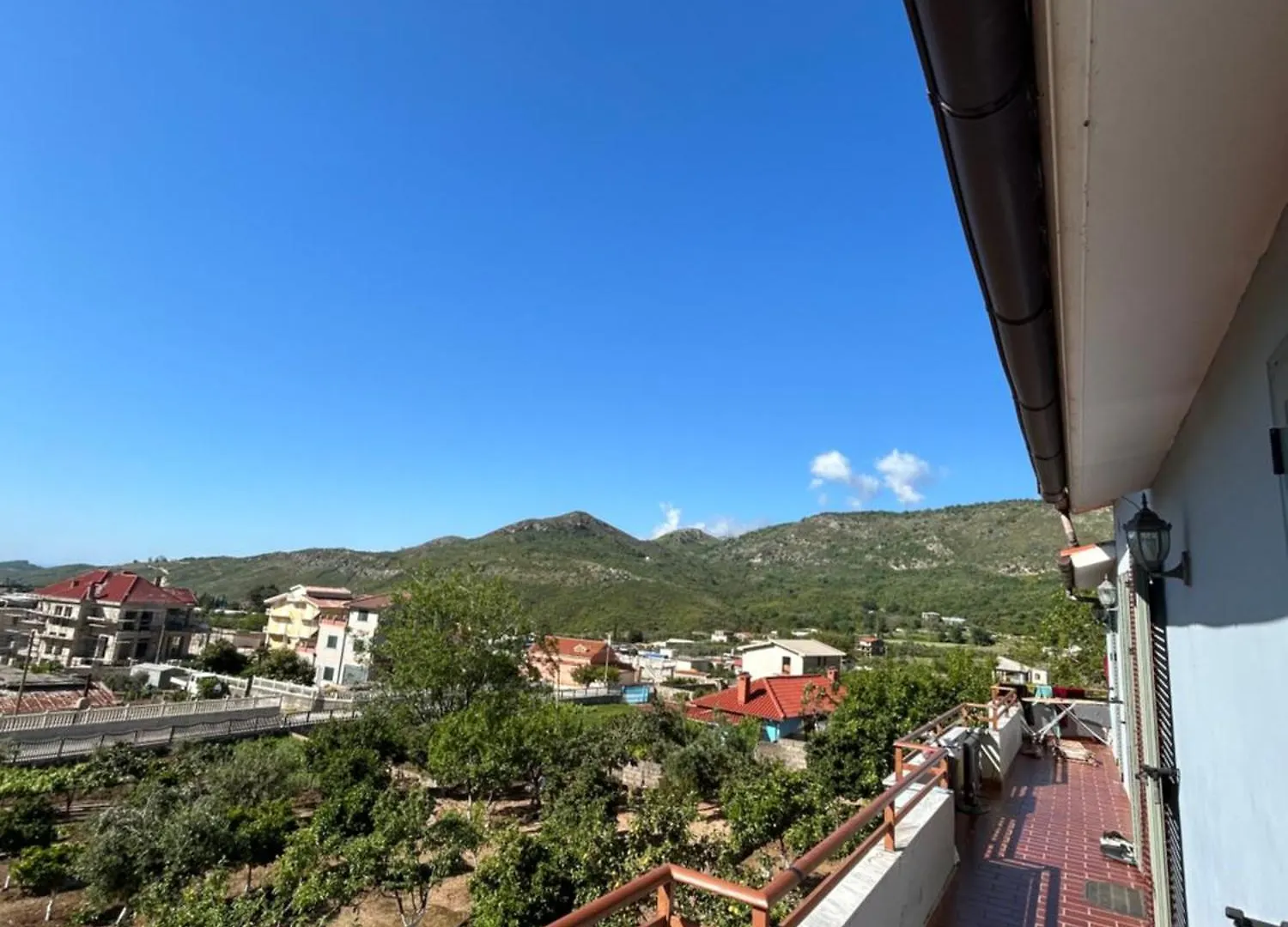 Mehilli Guesthouse Dukat Affittacamere